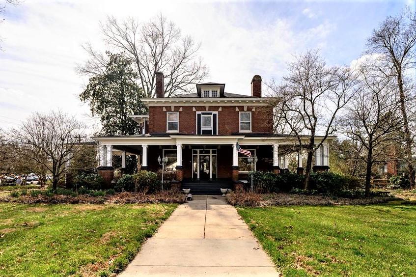 509 3rd Avenue NW Hickory NC 28601