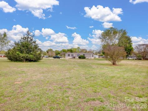 208 Daves Road York SC 29745