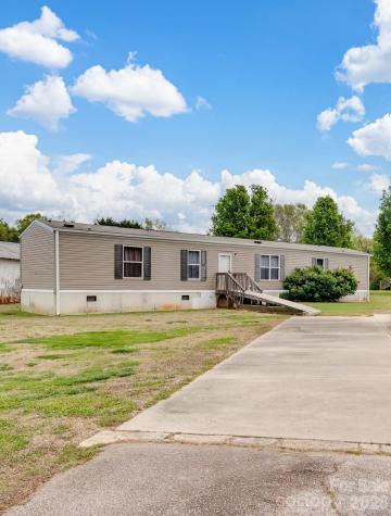 208 Daves Road York SC 29745