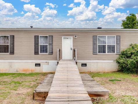 208 Daves Road York SC 29745