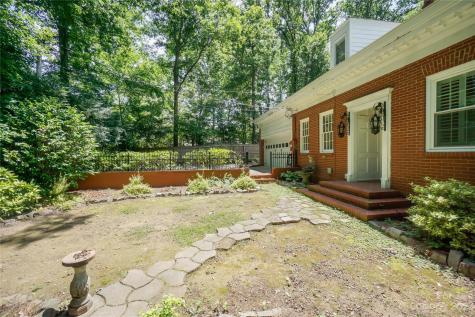 620 N 9th Street Albemarle NC 28001