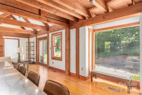 353 Dingle Creek Lane Asheville NC 28803