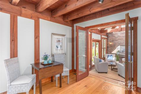 353 Dingle Creek Lane Asheville NC 28803