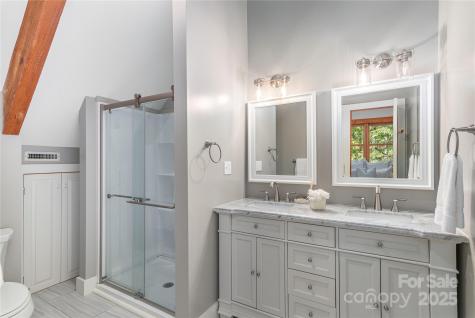 353 Dingle Creek Lane Asheville NC 28803