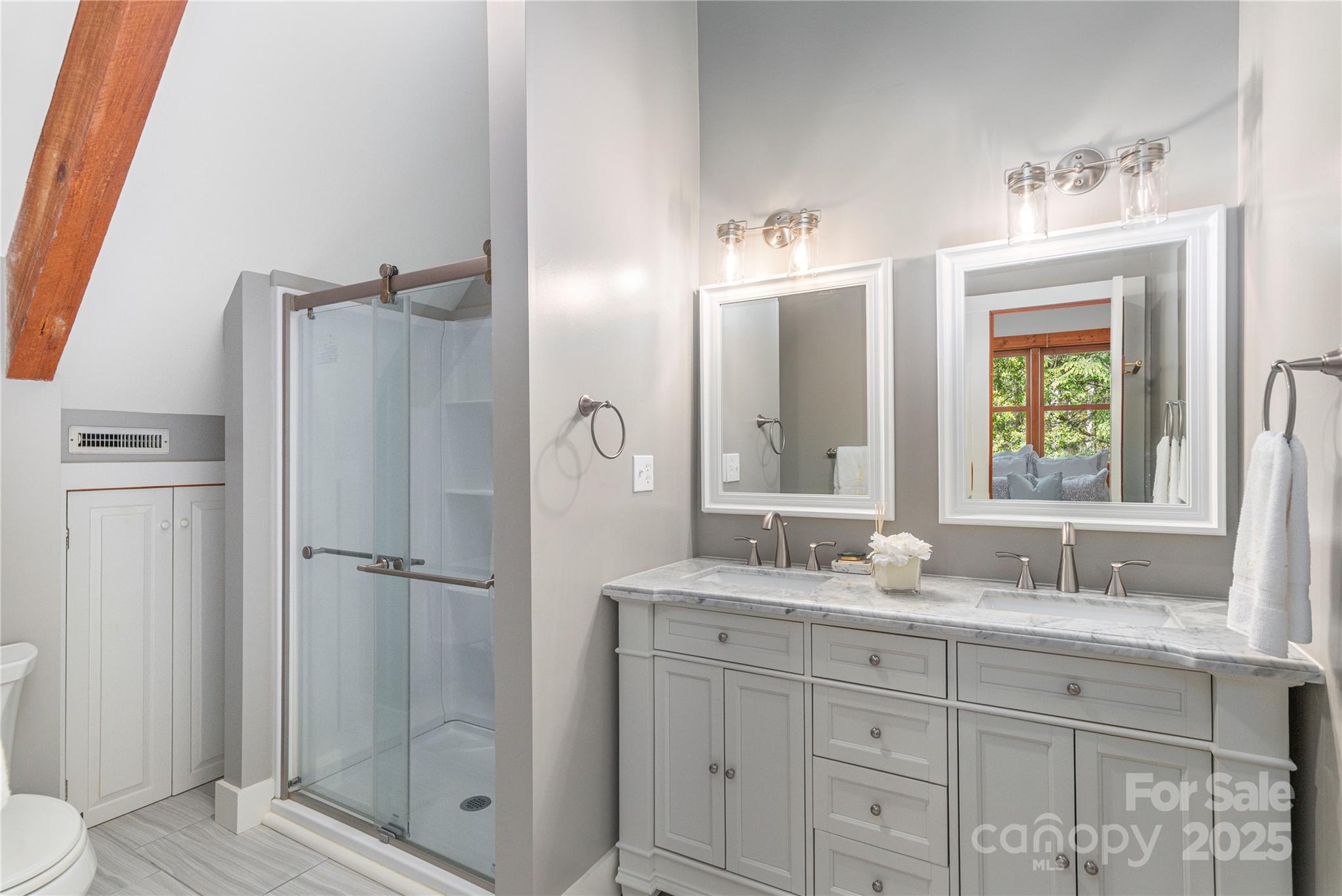 353 Dingle Creek Lane Asheville NC 28803