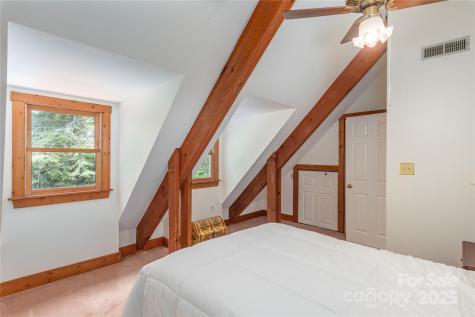 353 Dingle Creek Lane Asheville NC 28803