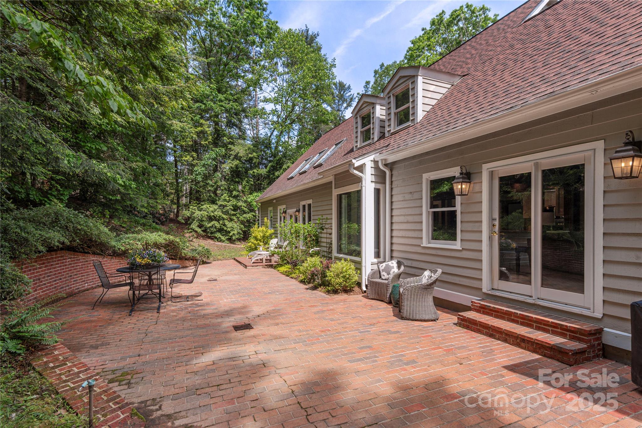 353 Dingle Creek Lane Asheville NC 28803