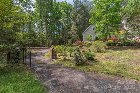 353 Dingle Creek Lane Asheville NC 28803