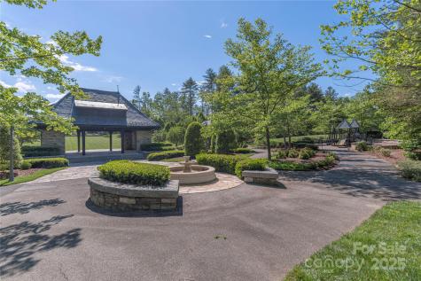 353 Dingle Creek Lane Asheville NC 28803