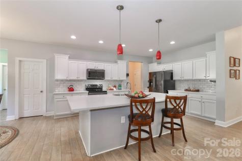 626 Kenway Loop Mooresville NC 28117