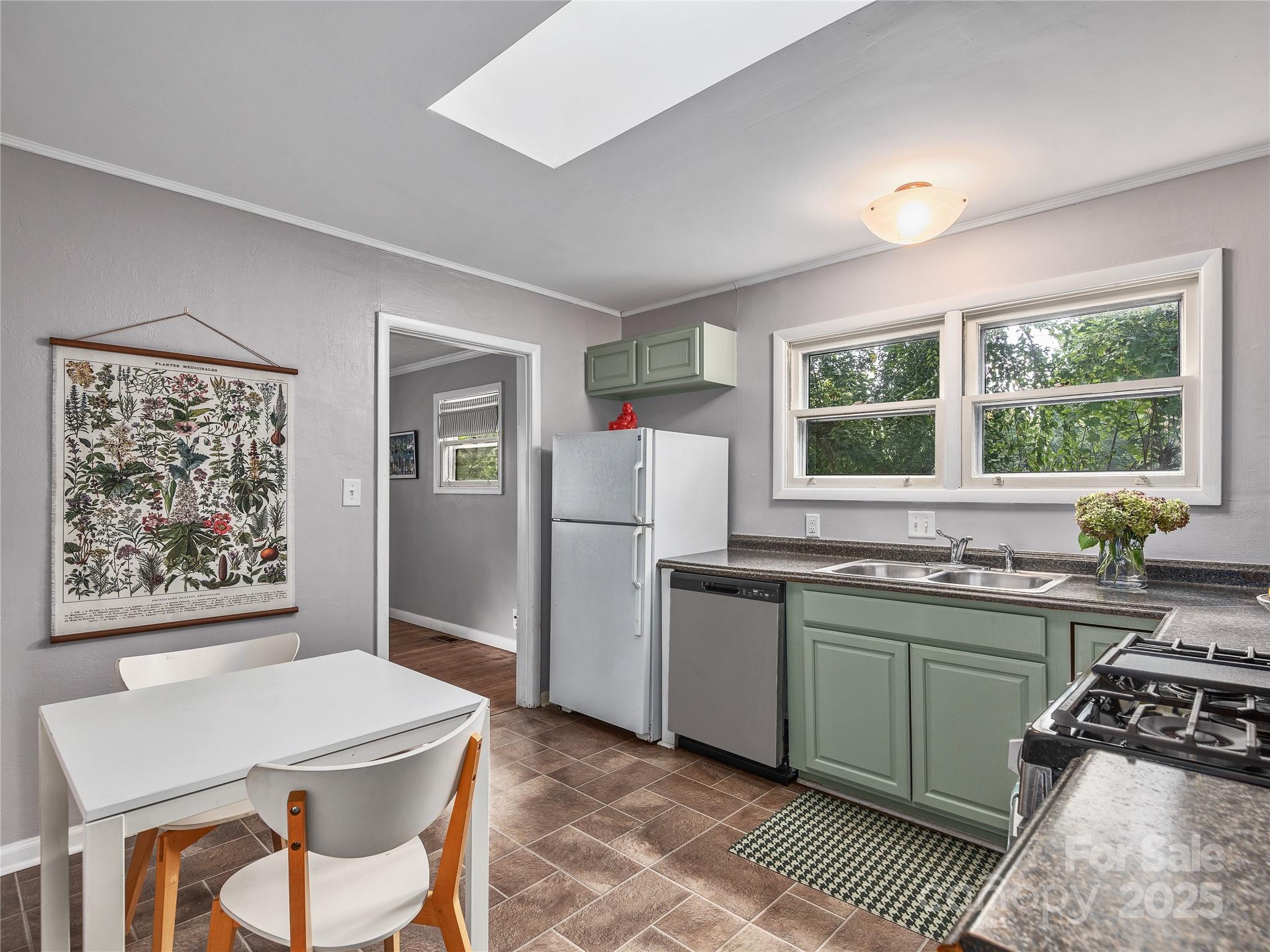 74 Brucemont Circle Asheville NC 28806