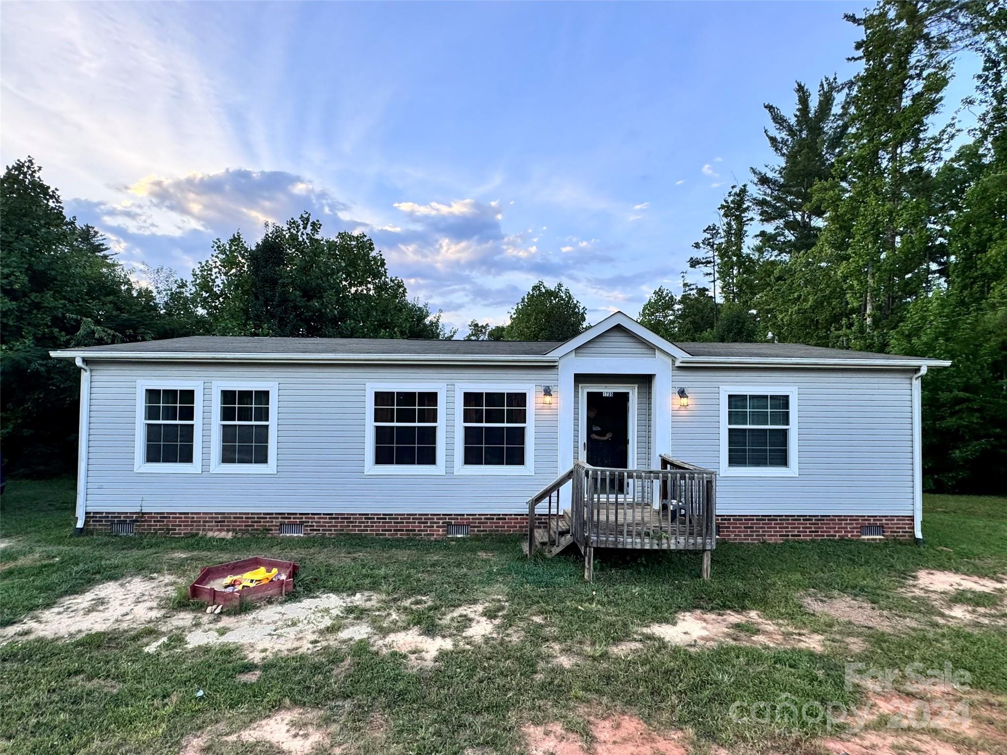 1735 Roy Caldwell Street Morganton NC 28655