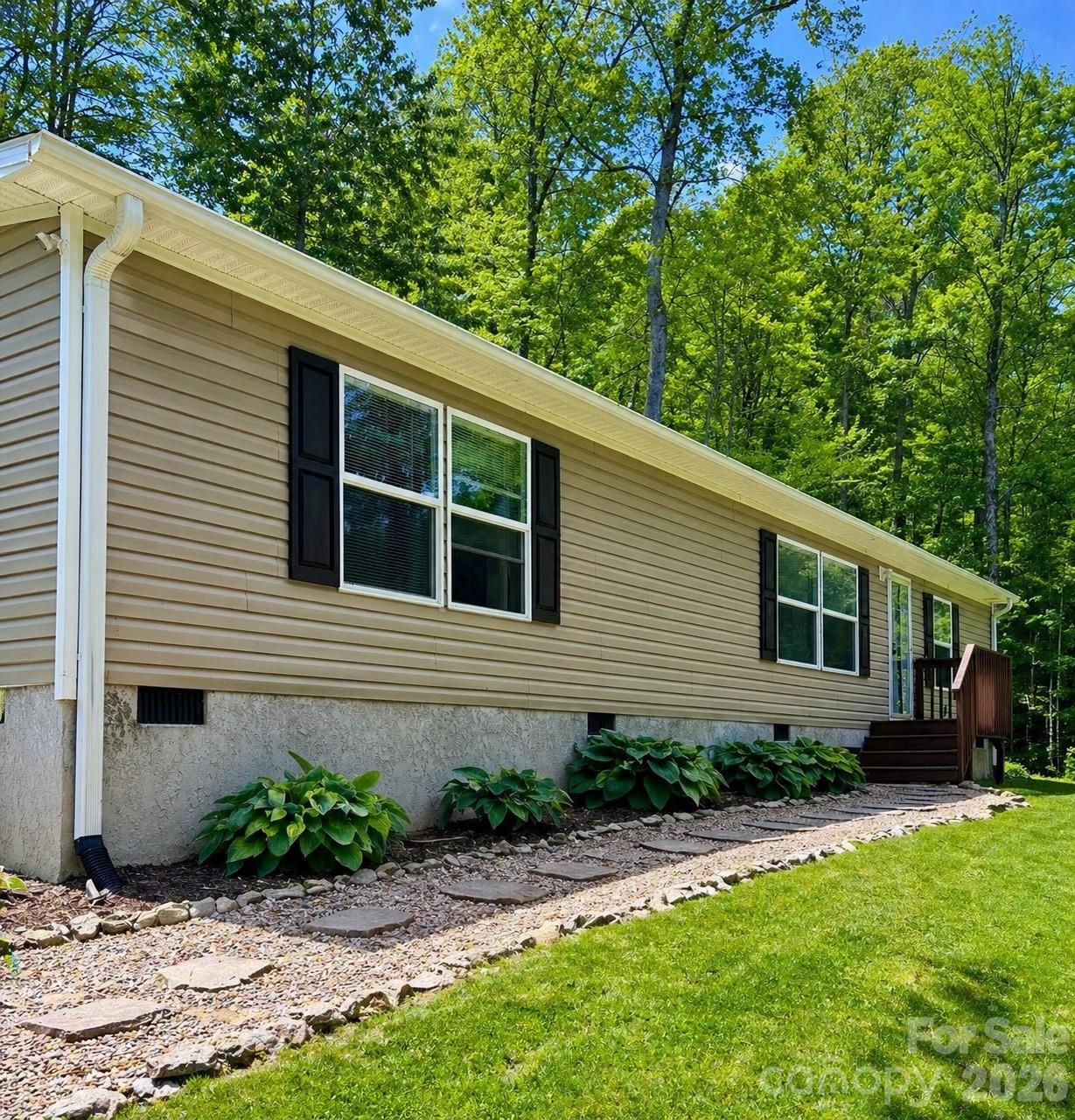 256 Inglewood Cove Road Waynesville NC 28786