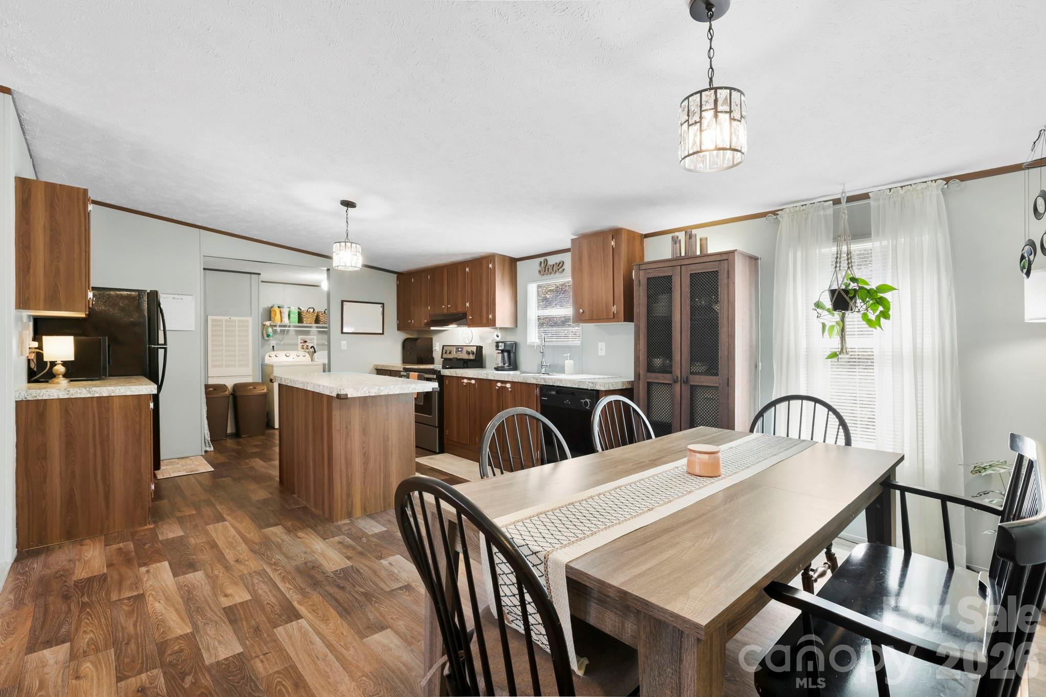 256 Inglewood Cove Road Waynesville NC 28786