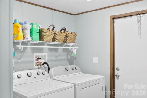 256 Inglewood Cove Road Waynesville NC 28786