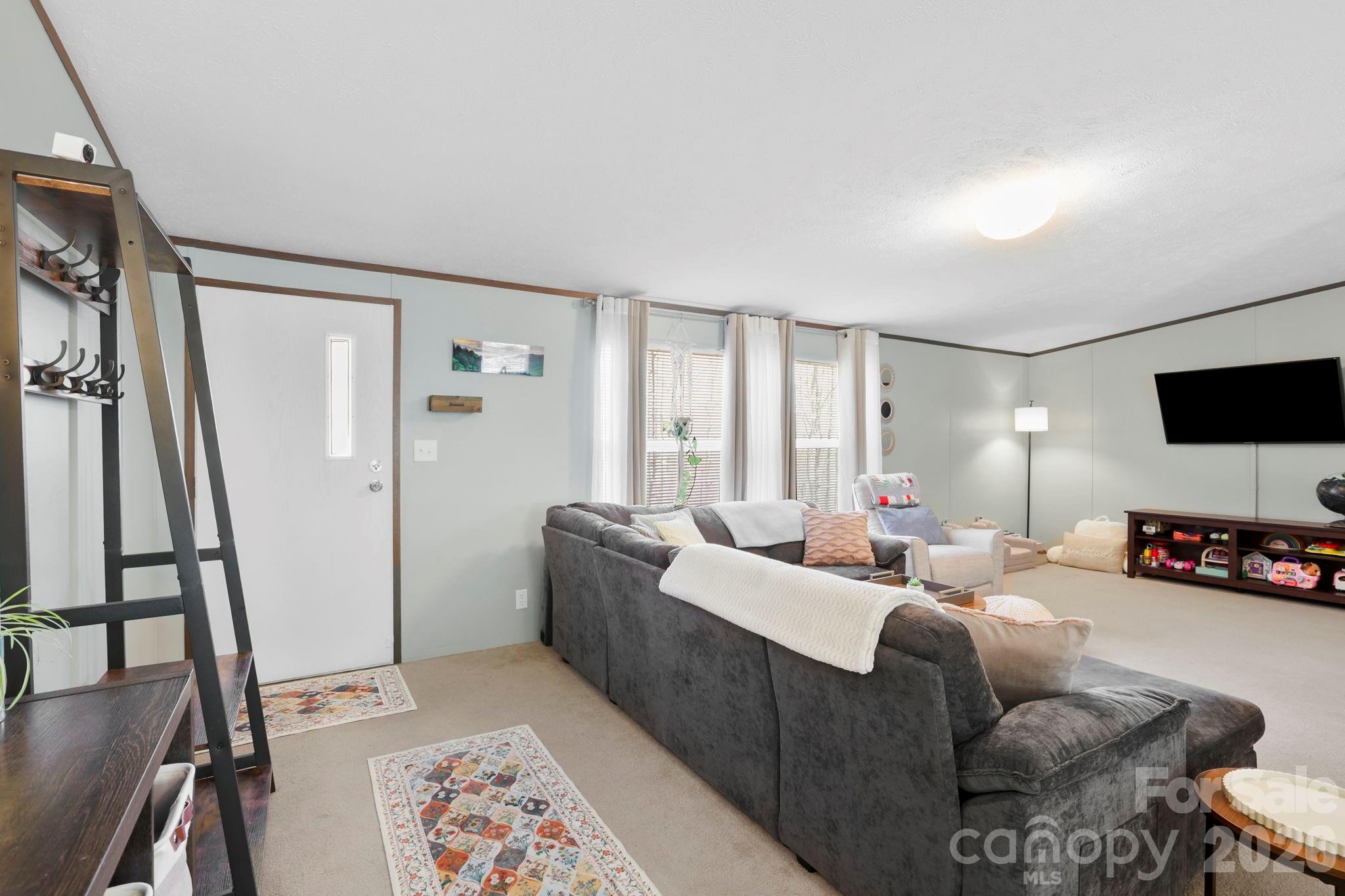 256 Inglewood Cove Road Waynesville NC 28786