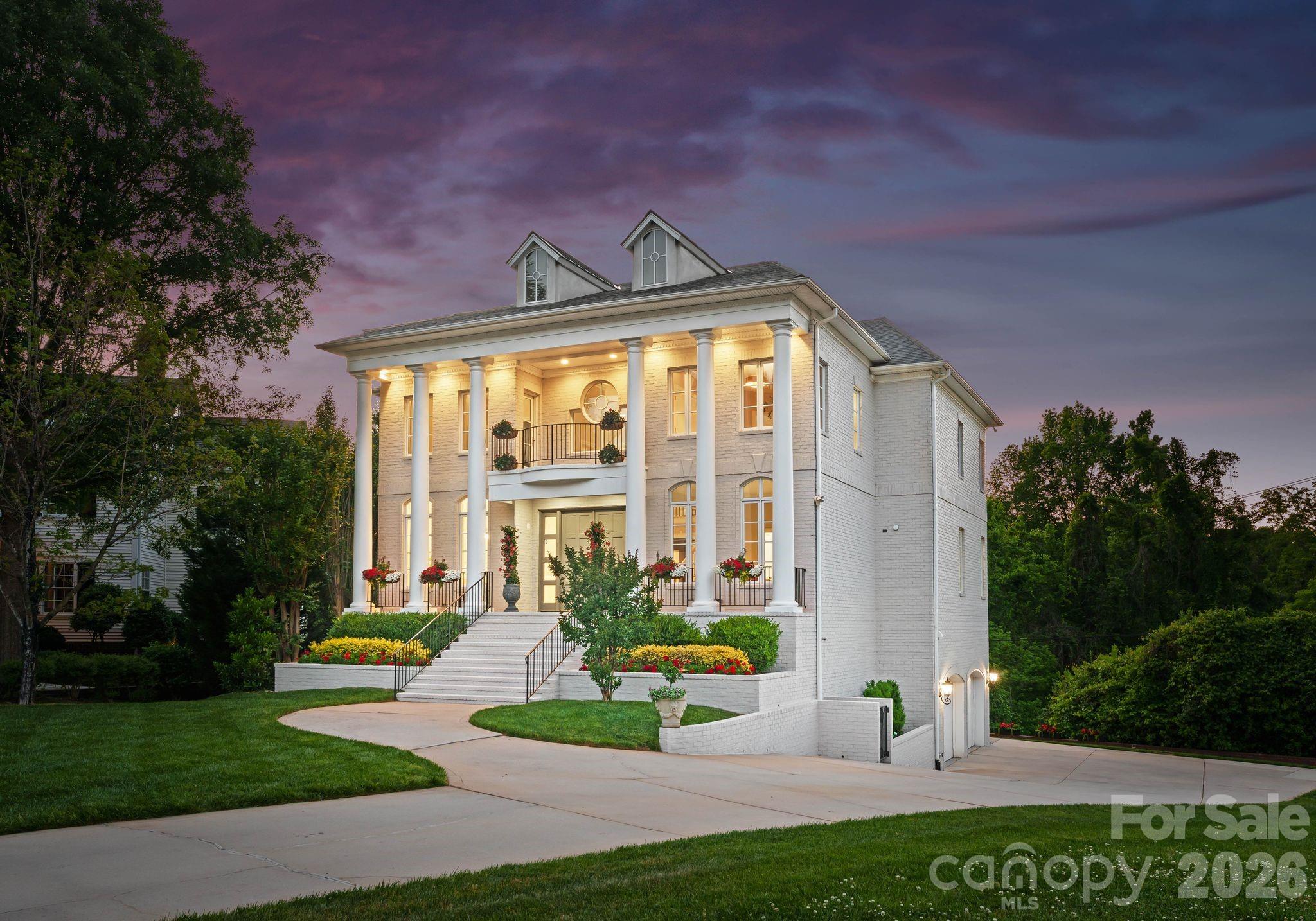 1120 Chollywood Drive Charlotte NC 28211