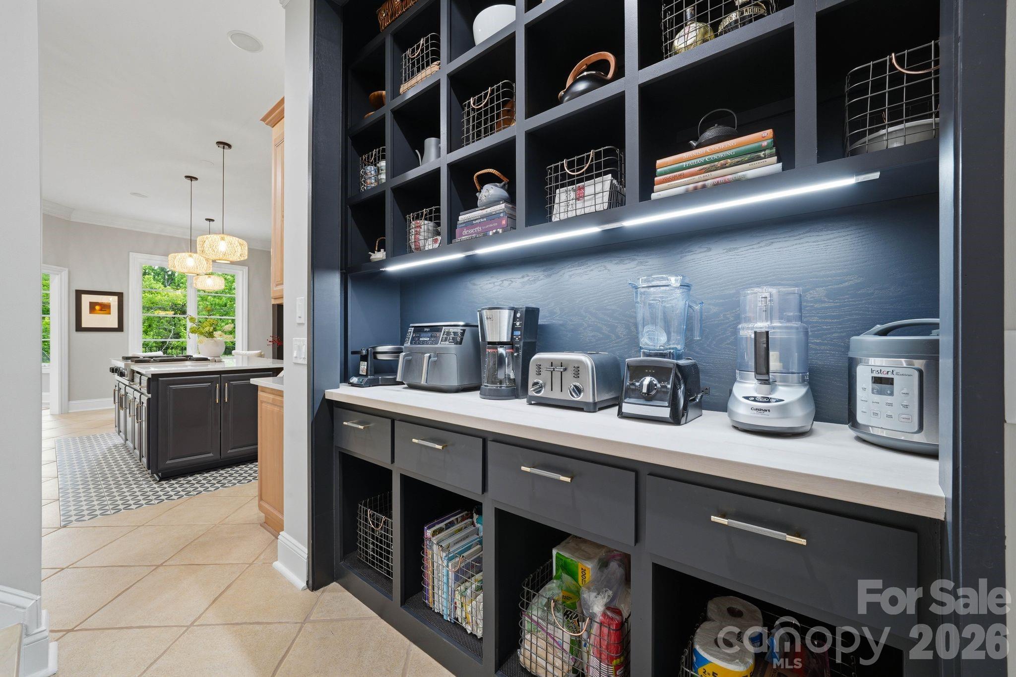 1120 Chollywood Drive Charlotte NC 28211