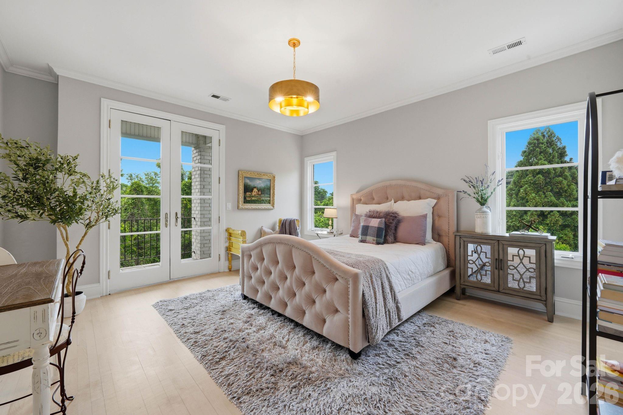 1120 Chollywood Drive Charlotte NC 28211