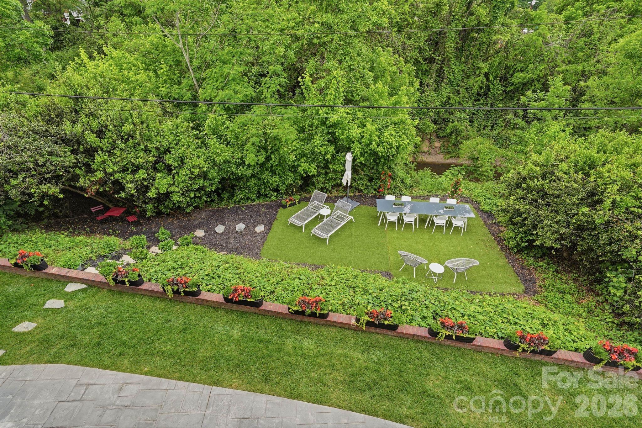 1120 Chollywood Drive Charlotte NC 28211