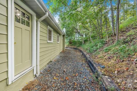 97 Alexander Road Alexander NC 28701