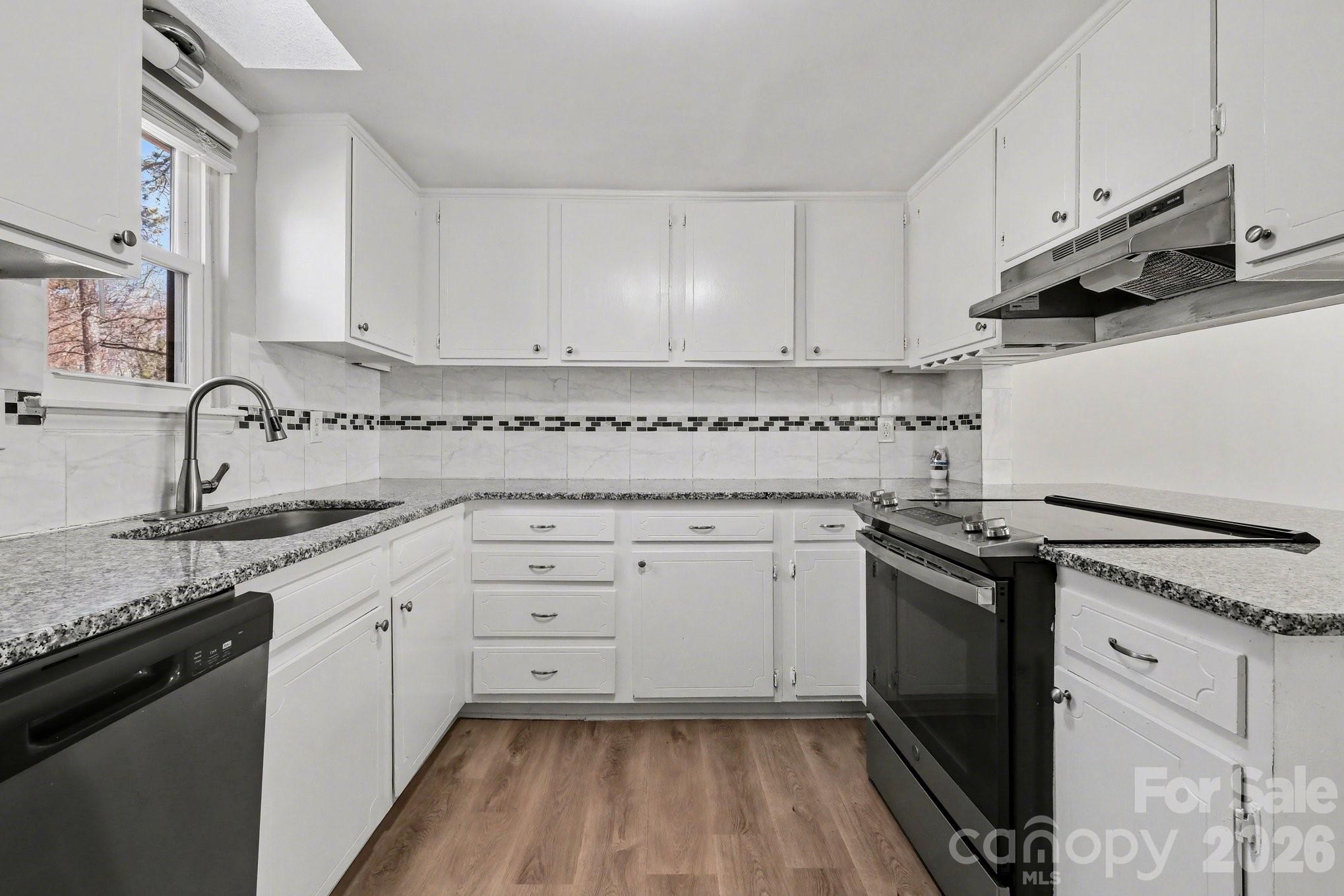 2312 Brook Canyon Drive Charlotte NC 28212