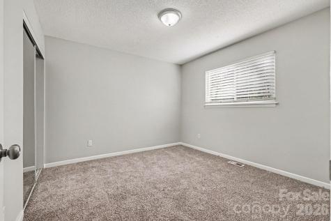 2312 Brook Canyon Drive Charlotte NC 28212