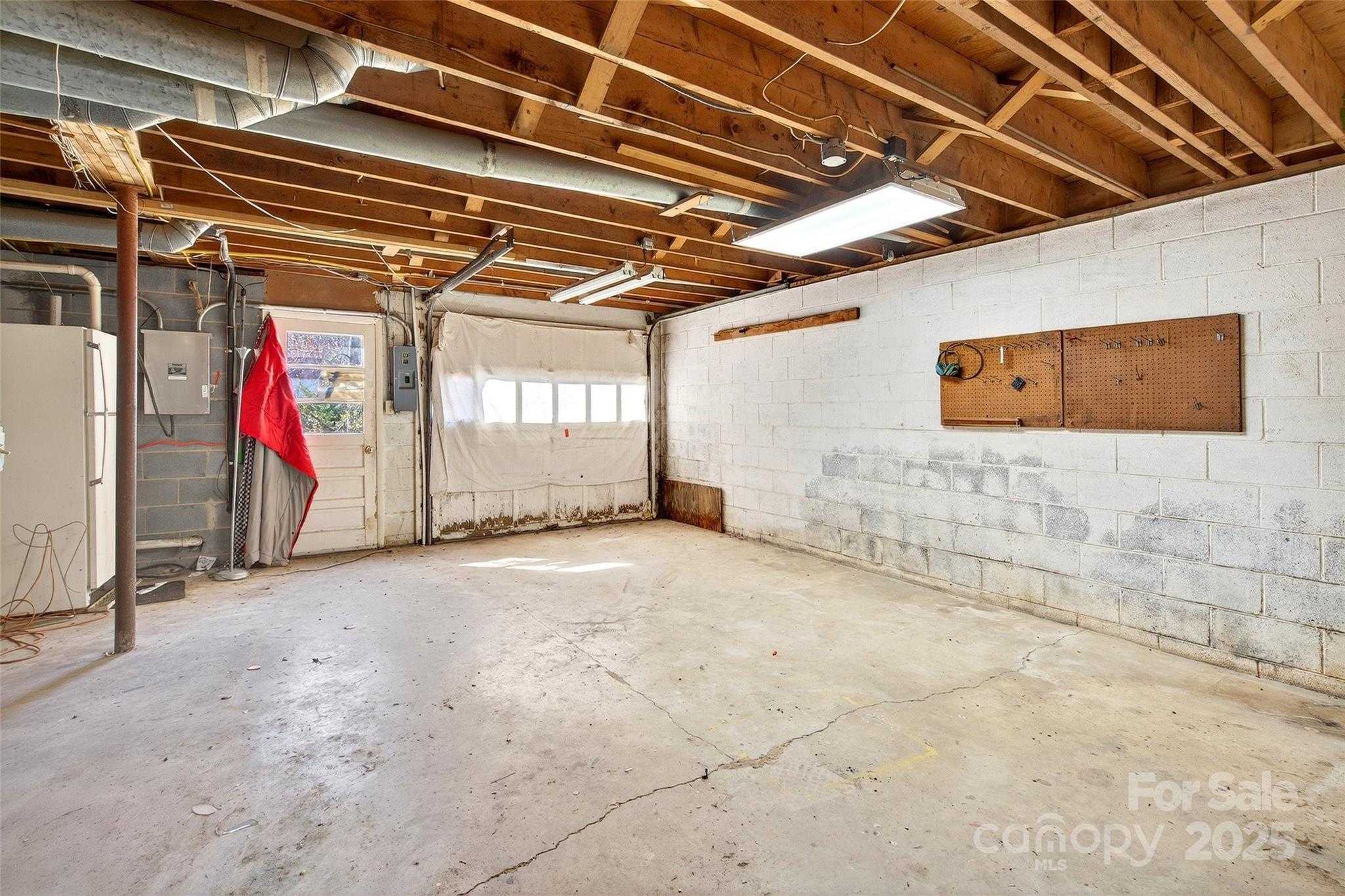 22 Woods Road Fairview NC 28730