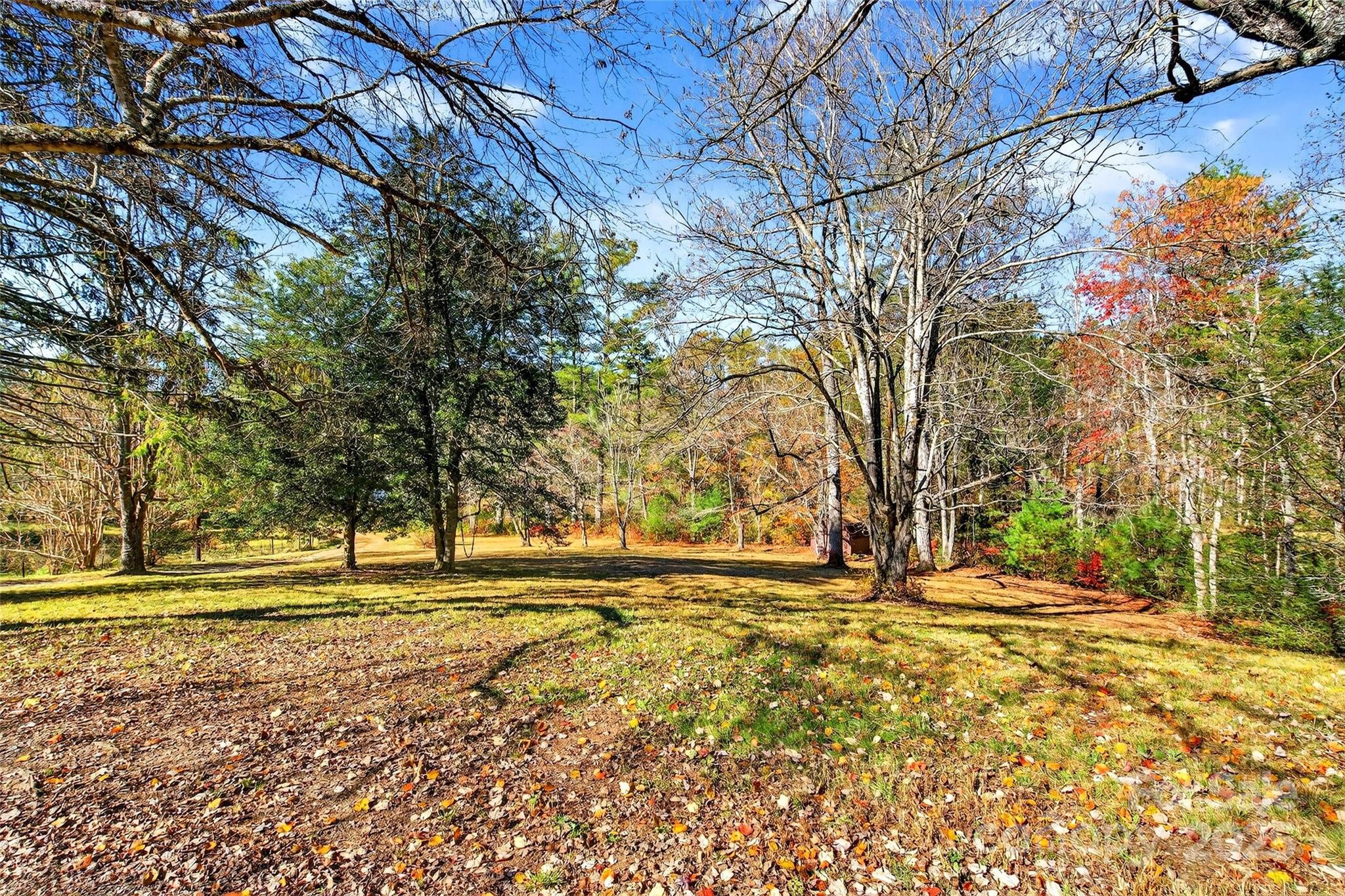 22 Woods Road Fairview NC 28730