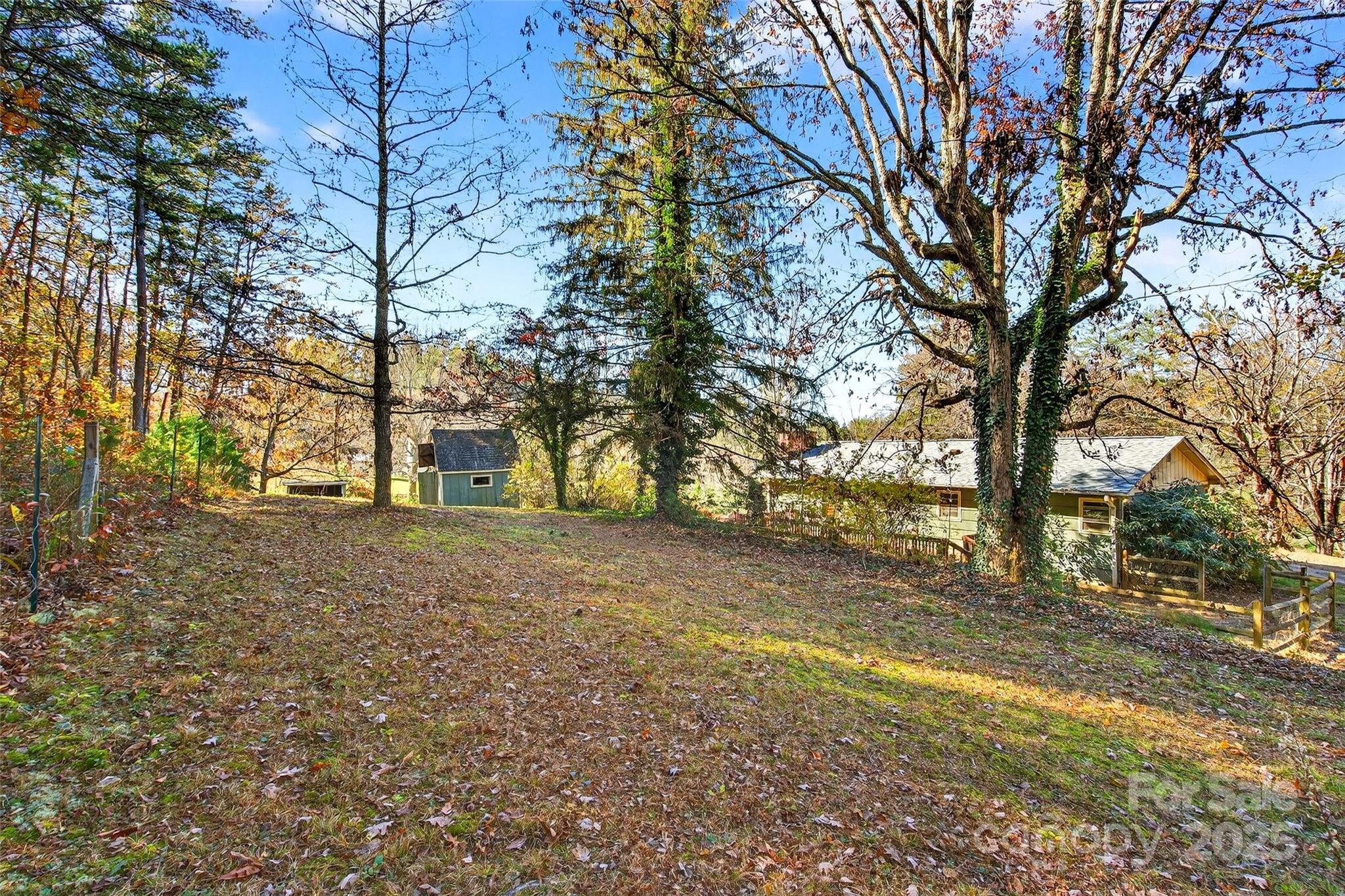 22 Woods Road Fairview NC 28730