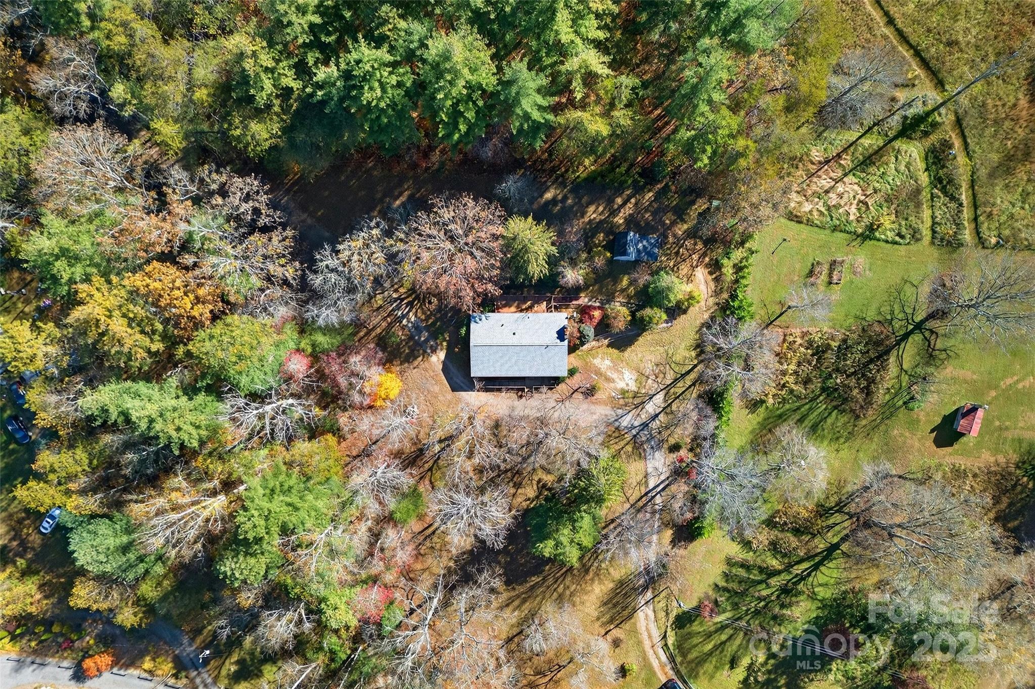 22 Woods Road Fairview NC 28730
