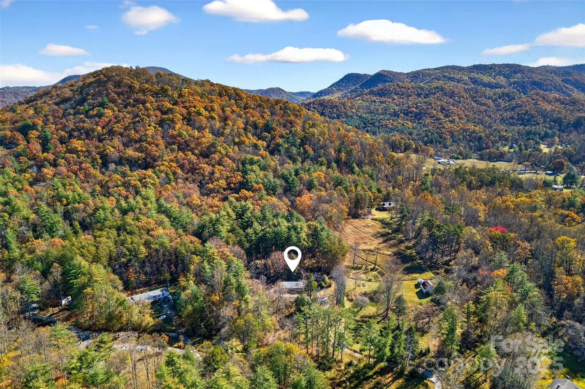 22 Woods Road Fairview NC 28730