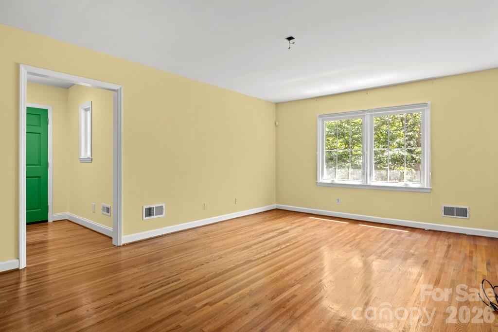 5335 Lansing Drive Charlotte NC 28270