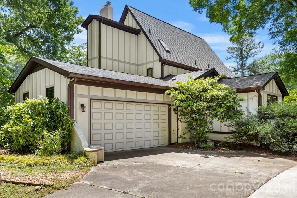 5335 Lansing Drive Charlotte NC 28270