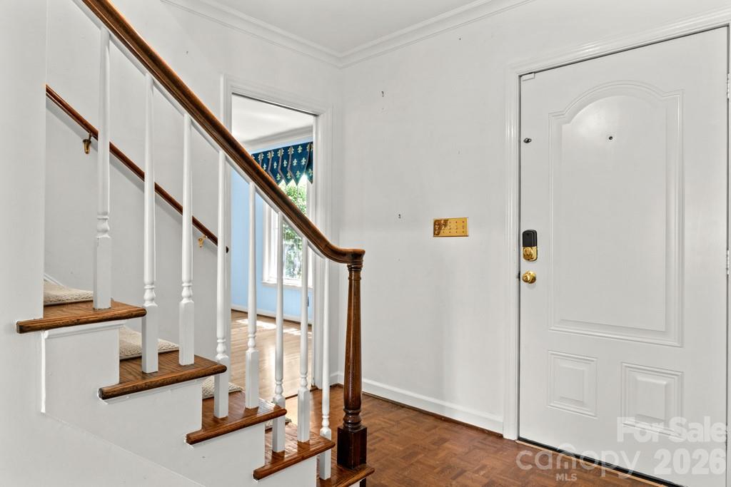 5335 Lansing Drive Charlotte NC 28270