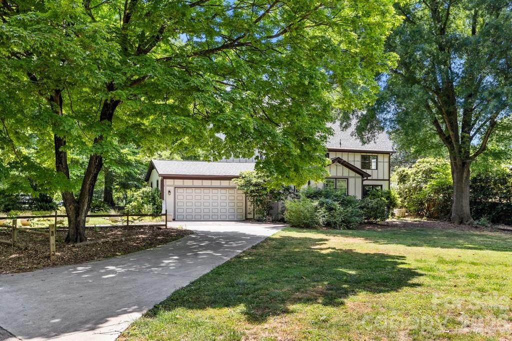 5335 Lansing Drive Charlotte NC 28270