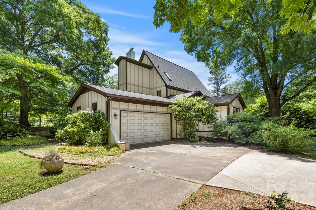 5335 Lansing Drive Charlotte NC 28270