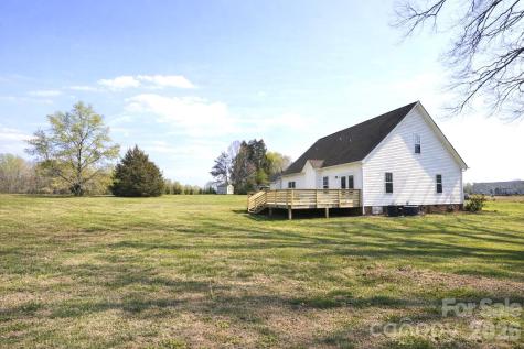 1045 Saxton Circle Salisbury NC 28147