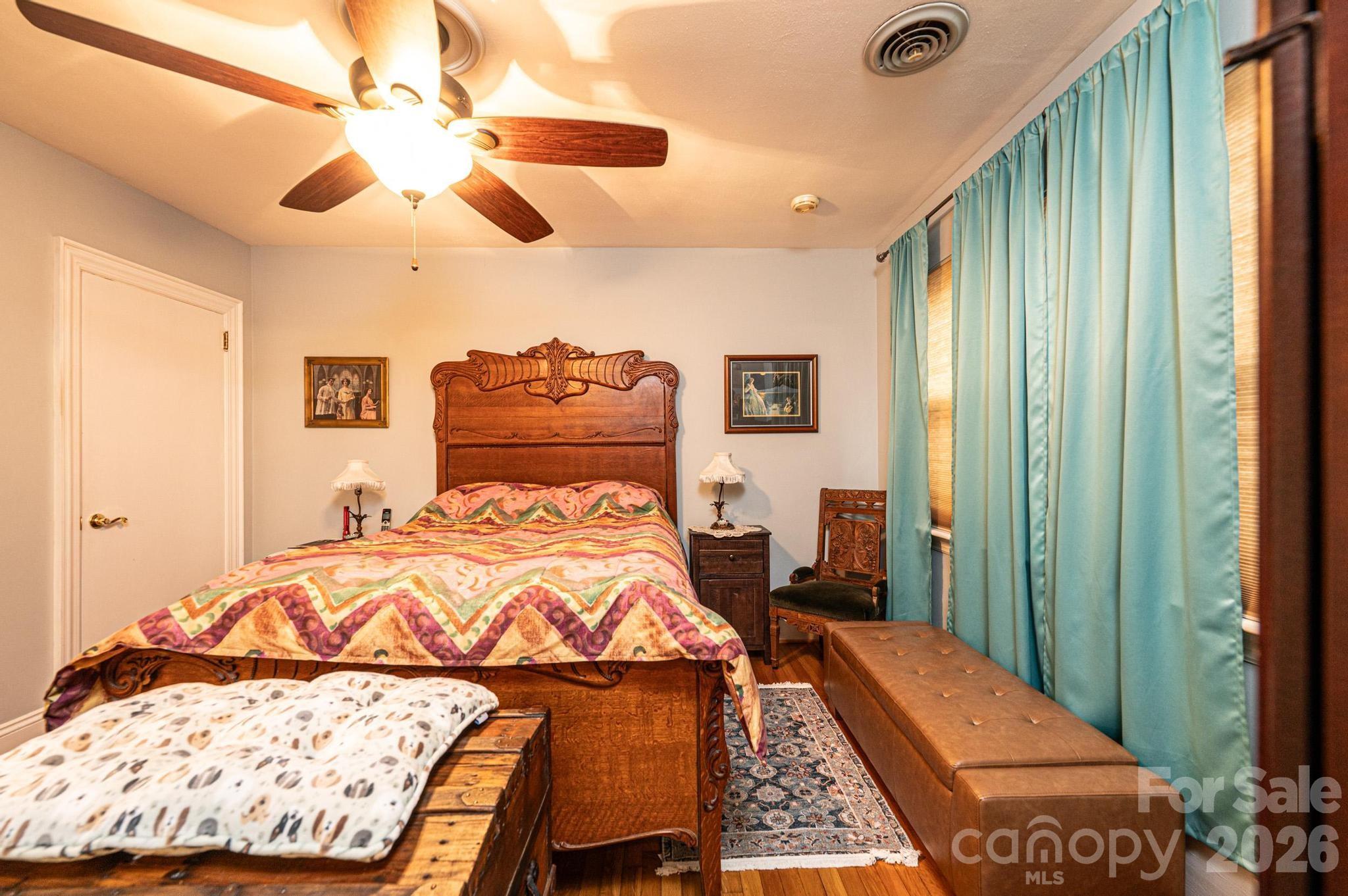 1724 2nd Avenue NW Hickory NC 28601