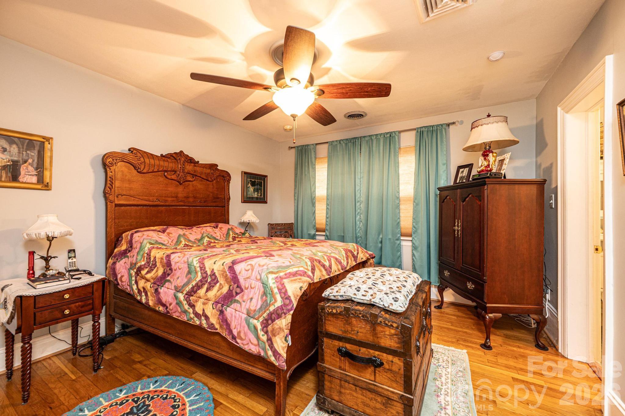 1724 2nd Avenue NW Hickory NC 28601