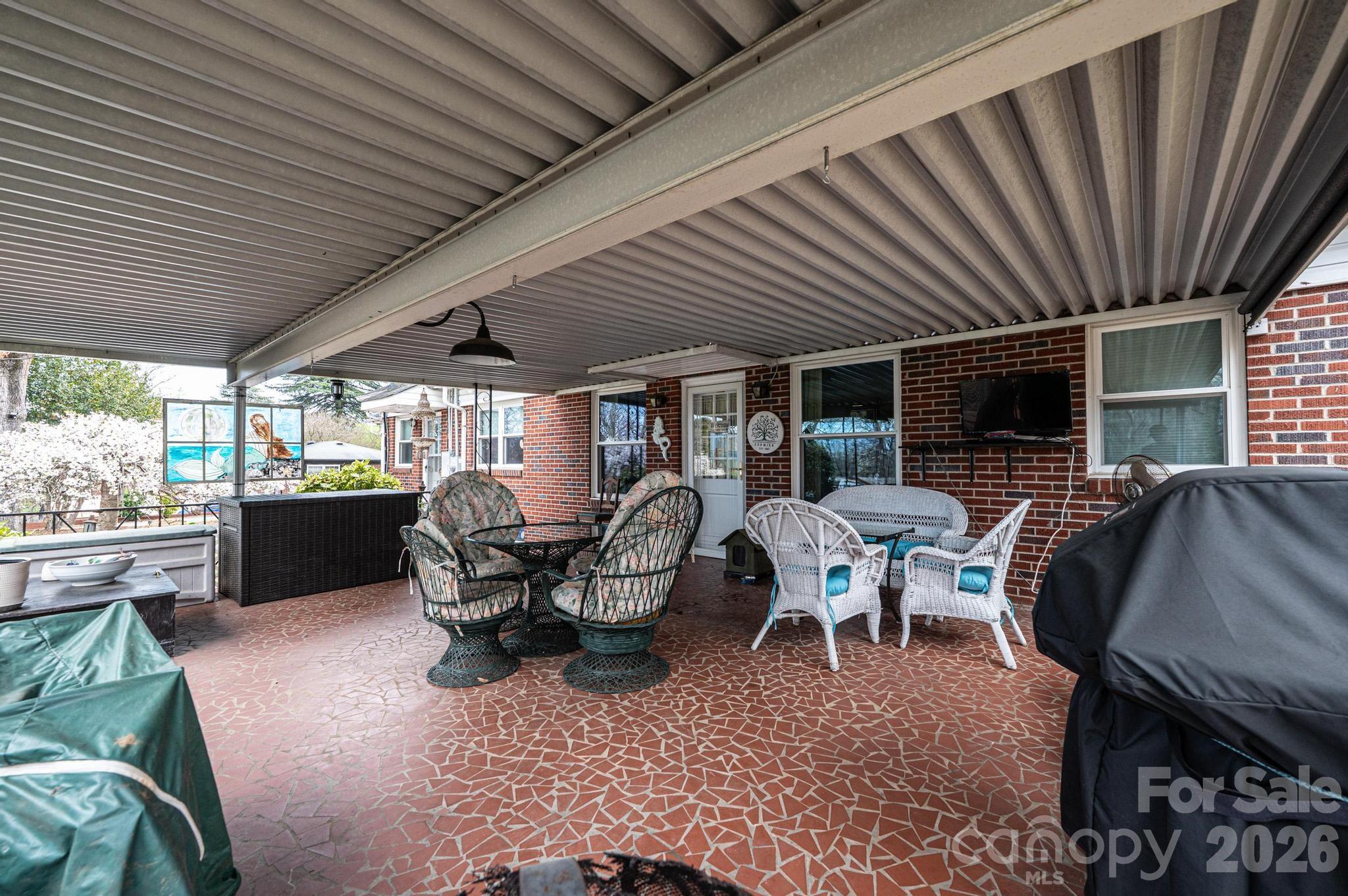 1724 2nd Avenue NW Hickory NC 28601