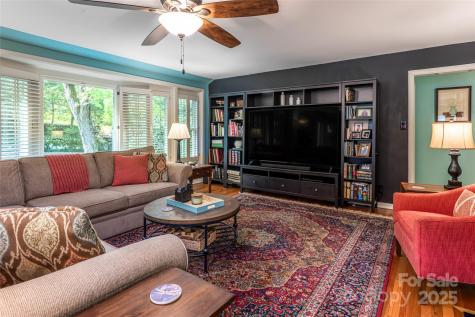 21 Maywood Road Asheville NC 28804