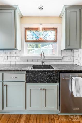 21 Maywood Road Asheville NC 28804