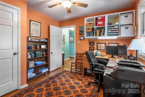 21 Maywood Road Asheville NC 28804