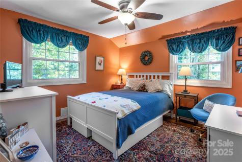 21 Maywood Road Asheville NC 28804