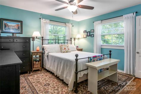 21 Maywood Road Asheville NC 28804