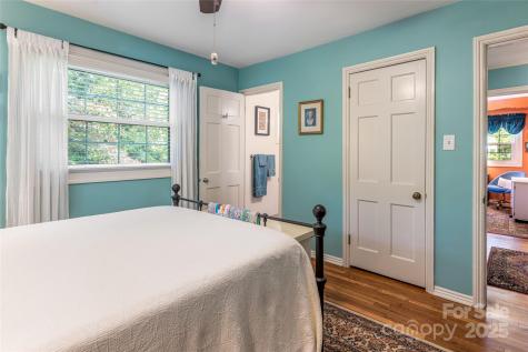 21 Maywood Road Asheville NC 28804