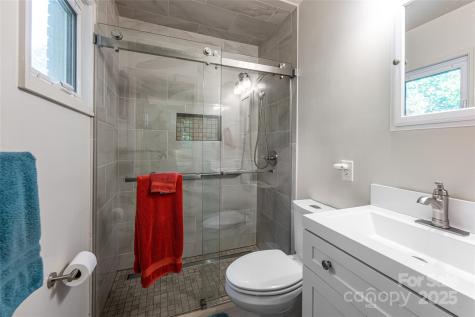 21 Maywood Road Asheville NC 28804