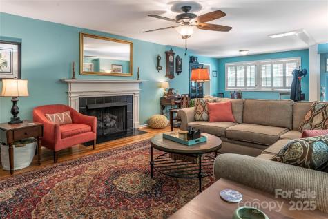 21 Maywood Road Asheville NC 28804