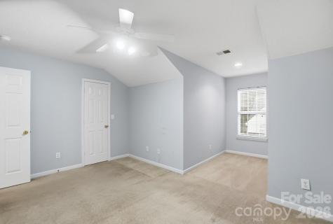 9904 Birch Knoll Court Charlotte NC 28213